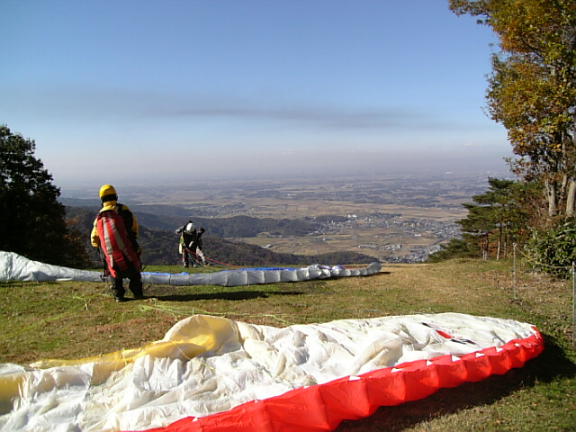続々と離陸